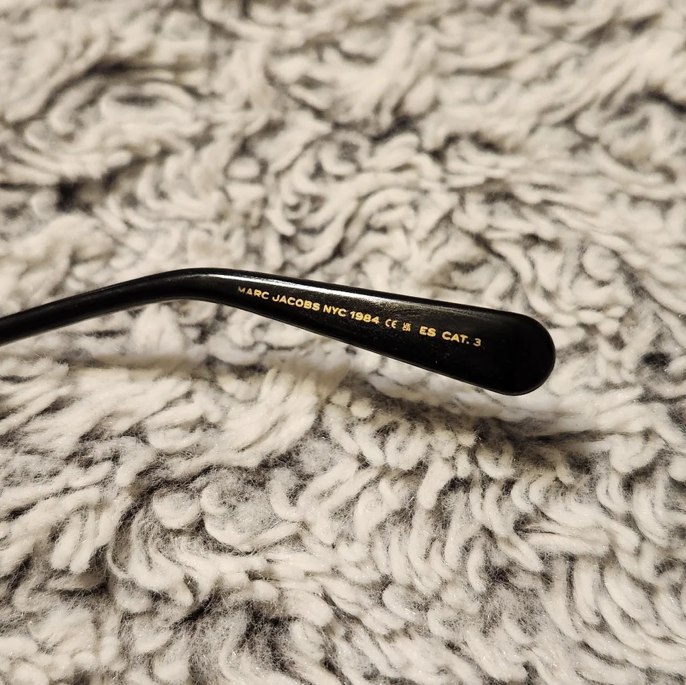 Sale🥰 Marc Jacobs Nyc Cat Eye Sunglasses Brand New